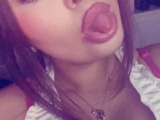 WebCAM of Cherryrosealiee