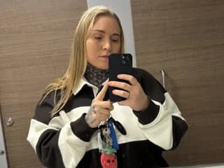 GreenEyesBlondeyUK WebCAM 