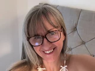 LILY_MATURE_UK_MILF WebCAM 