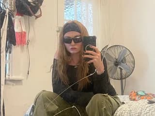 WebCAM of OrlaMonroe