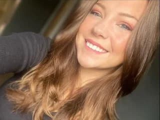 WebCAM von SheRunsTheShow